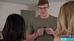 Cum swapping stepsisters Lulu Chu and Molly Little 18+ get wild on Valentines!