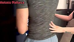 I’m Thrilled! Gym Trainer Scores Hard Fuck with Mimi Boliviana in Shower