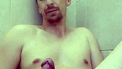 Big cocked stud gets messy in the shower