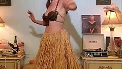 Dainty Rascal Dances To Promote Body Positivity And Confidence In Inspiring Performance