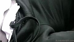 Hot babe rubbing cock while guy driving caught on tape 😍