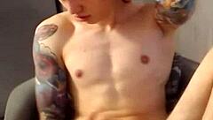 hot twinks perform for chat