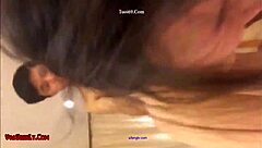 越南辣妹翘臀激烈后入猛干哇