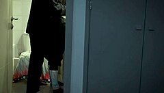 i watch mitsuri spy on tanjiro fucking shinobu in the toilet