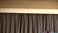 Sexy redhead, rub that pussy harder?