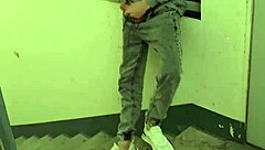 I saw guy jerking off and joined with blowjob