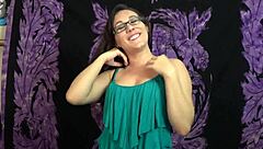 I deepthroat cock on casting couch