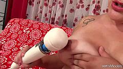 Raven XXX Stimulates Her Pussy With Toys!