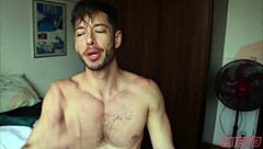 novinho veio me dar o cu escondido