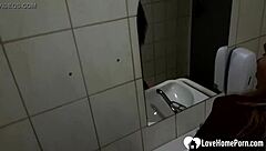 Beauty, get fucked in the club toilet after dancing