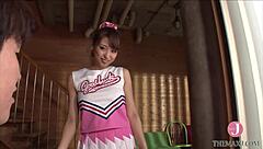 红发熟女大屁股大奶弯腰口交内射POV