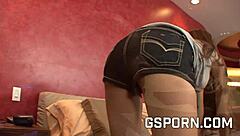 粗暴成熟鸡巴猛干少女Gia Jakarta