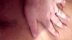 rompiendo el coño de la caliente indiana