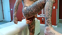 She uses a big toy in hentai anime