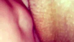 chupando y metiendosela en esa panocha carnuda de mi esposa