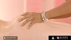 Ebony masseuse sucks customer's feet passionately 😍.