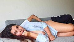 Stepson risks fucking hot stepmom on couch
