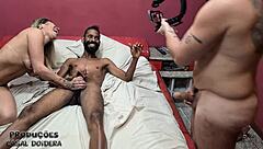 Monique Lopes' wild motel session with friends