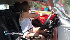 Naughty Hottie Shows Off To Vendor On Street