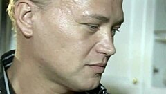 cruising for hard sex in kitchen