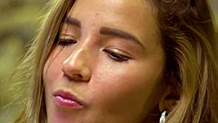 Vixen Models Turn Trip Into Threesome Fantasy!