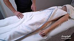 油滑偷窥按摩师在公共温泉引发意外肛门高潮