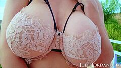 Cougar Dee Williams instructs teen Natalia Queen in deepthroat and facial