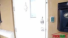 Mia scarlett in short cam girl fucks delivery guy 😏