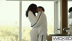 freya parker rides dick sideways in cyberspace