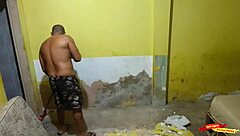 Seduce Bricklayer For First Time Banging?