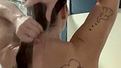 Ivy19921 cums in shower with me!