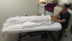Ever tried a massage like Sarah's first unforgettable Indian college experience?