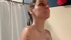 Ivy19921 cums in shower with me!