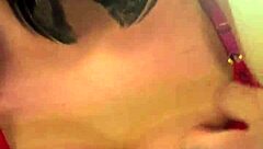 woman feels aroused during gym exercises