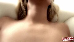 Carol Goldnerova portrays Katy Gold in Lady-Love