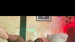 anitawetpussy screamed loudly as her wet pussy got fucked, even with the water tap on.