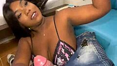 colombian orders delivery and pays with hot sex involving big ass