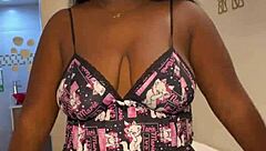 colombian orders delivery and pays with hot sex involving big ass