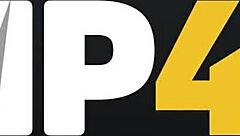 成熟护士用紧致小穴和口交唤醒病人