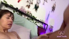 Jenna Noelle Cums Hard in Amateur First-Time Sex