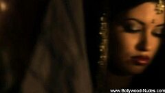 Watch the beautiful indian woman seduce with her dance