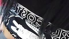 我边自慰边无套吸继兄大屌