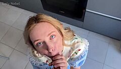 I helped a cute stranger on the street and ended up fucking her the same day