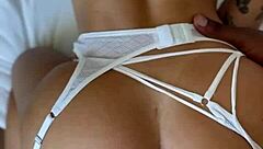 Meu amigo negão fodedor colocou a piroca inteira até o fundo e me fez gemer muito.