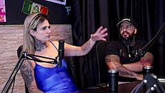 Married couple brings home a young girl for threesome fun 😏