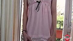 Novinha Otaku Gives Sloppy Blowjob On Balcony With Cumshot