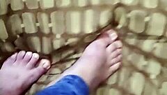 My otaku friend says, I'm so hot after the convention, let's have fun.