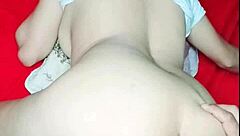 que buena cogida disfruto en estilo perrito con creampie interracial