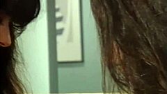 市中心毛茸茸婊子用原始欲望让我疯狂