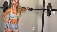 Hotwife Seduces Personal Trainer With Bodybuilder Cock